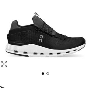 ON CloudNova Black/white Women’s Running Shoes
